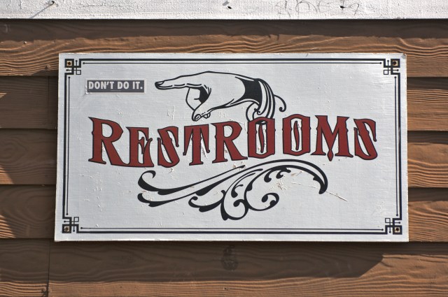 restroom2